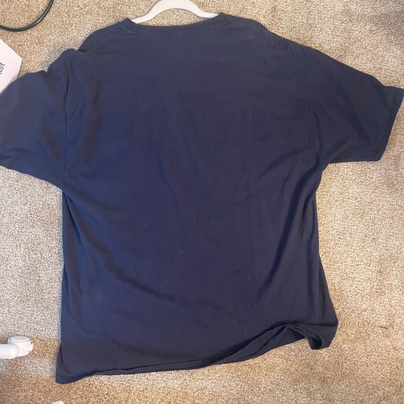 Men’s Navy blue champion t-shirt - Picture 3 of 4